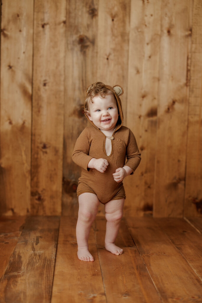 Winnie The Pooh Cake Smash Kingsland Georgia Jacksonville Florida Family Baby Photographer