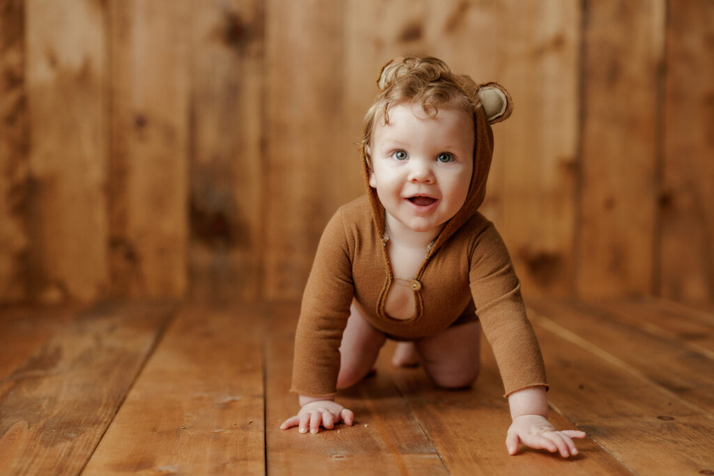 Winnie The Pooh Cake Smash Kingsland Georgia Jacksonville Florida Family Baby Photographer