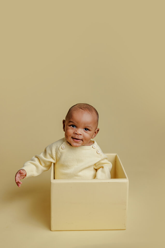Kingsland Georgia Jacksonville Florida Baby Sitter Milestone Studio Photographer